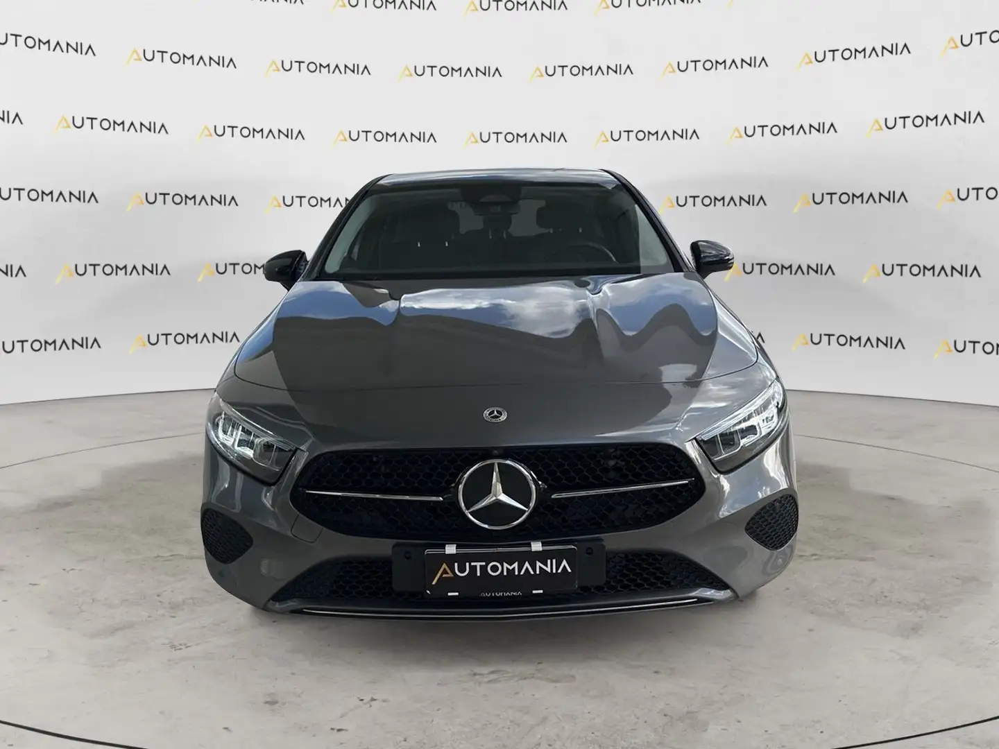 Mercedes-Benz A 180 A 180 d Automatic Progressive Advanced Plus Gris - 2