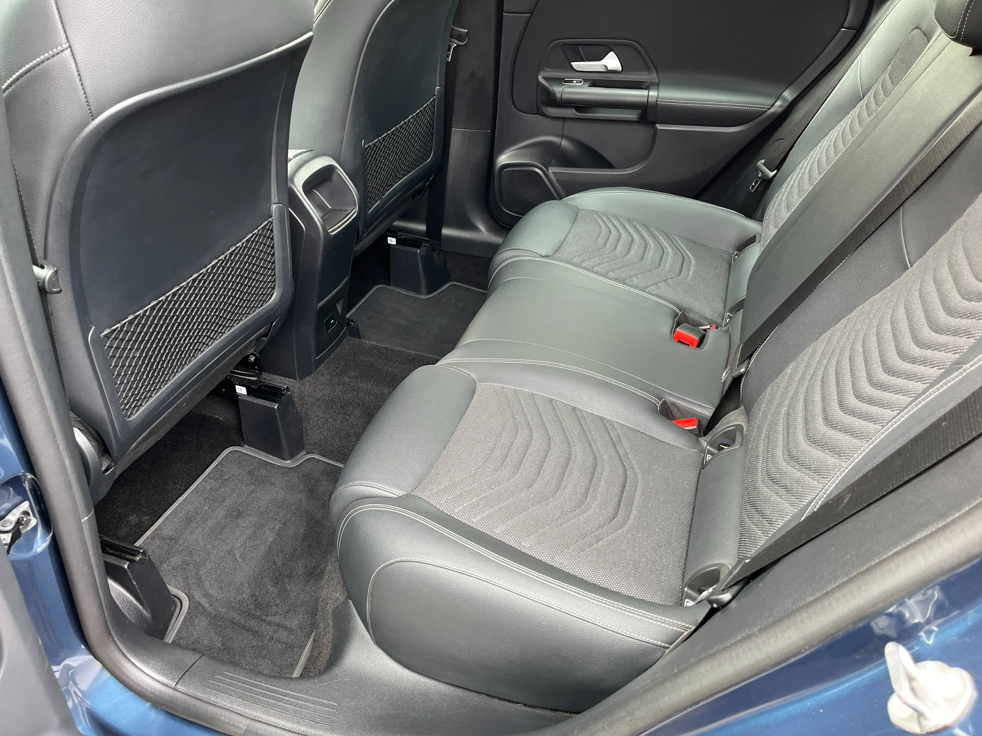 Mercedes-Benz B 180 d Automaat 8G Camera,Leder,Gps,Led,Euro 6d — photo 12