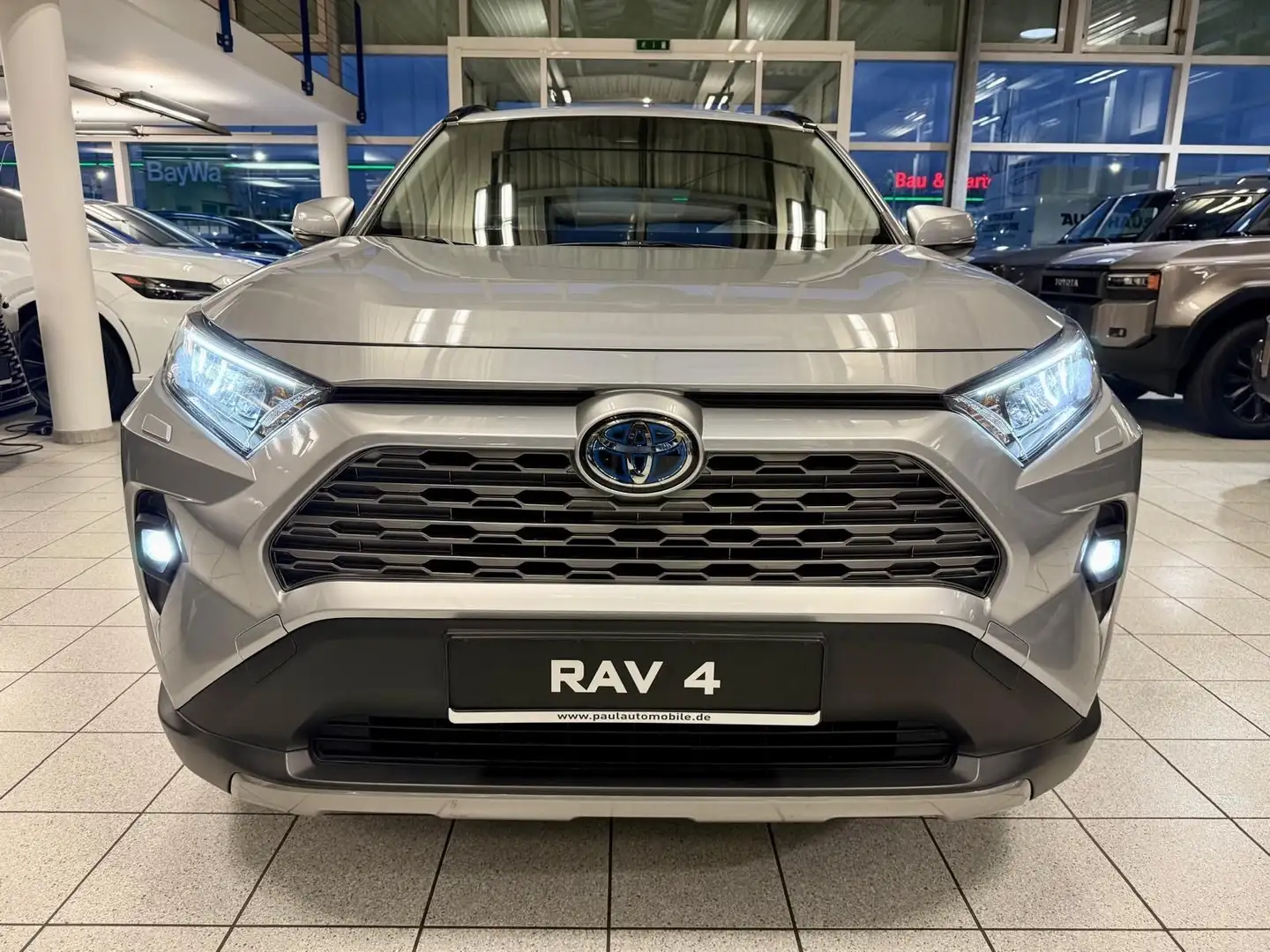 Toyota RAV 4 HYBRID-4x4-LED-LEDER-KAMERA-MOD. 2024 Argent - 2