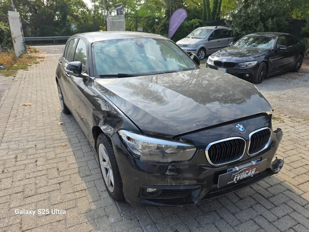 BMW 114
