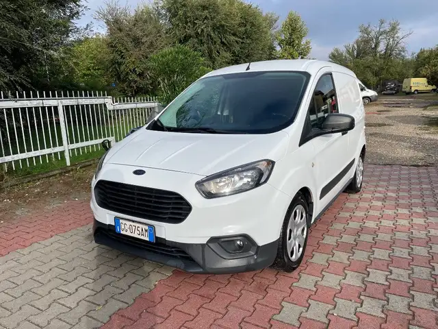 Ford Transit Courier 1.5 TDCi 75CV Van Trend