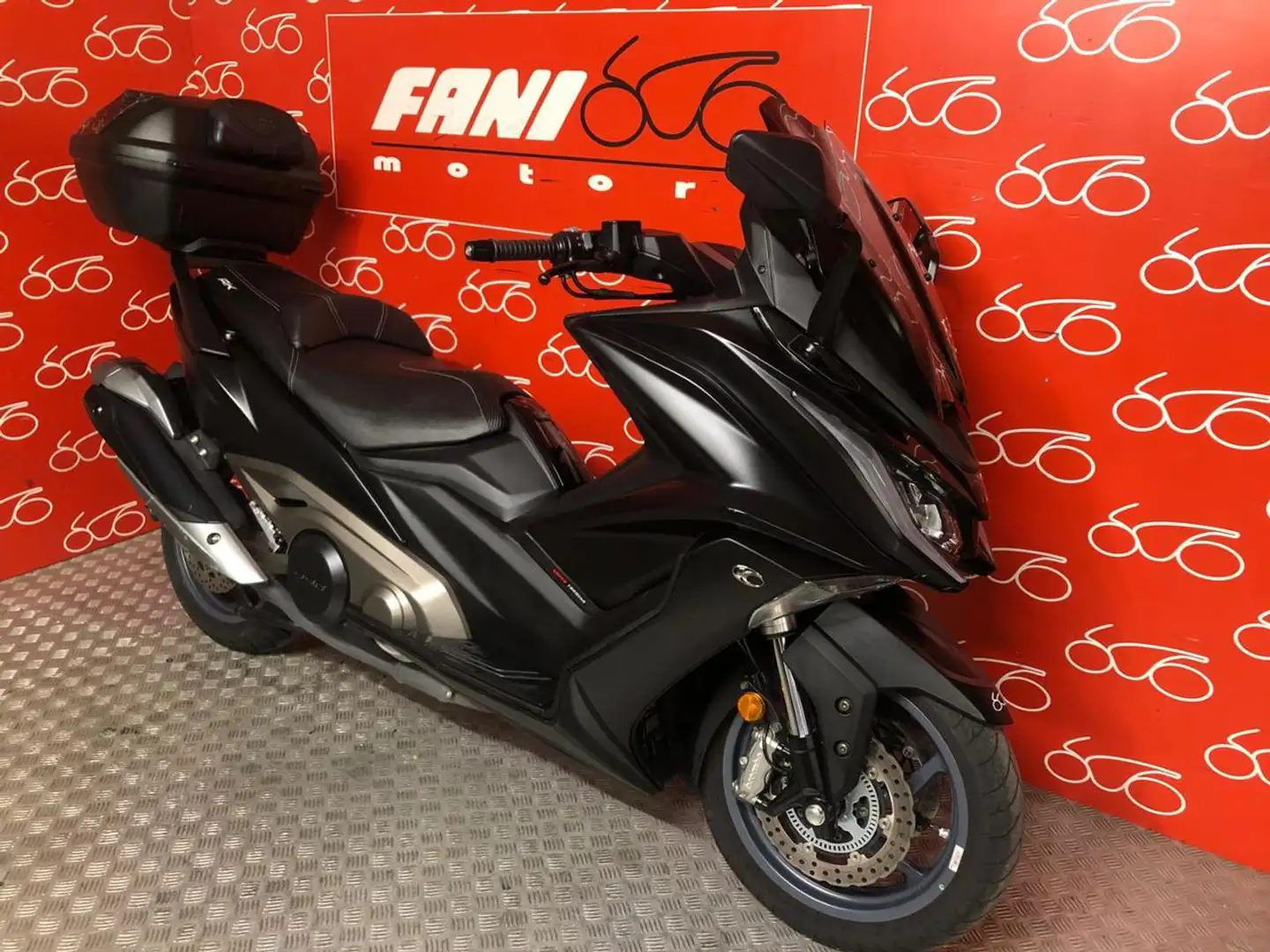 Kymco AK 550 . Nero - 2