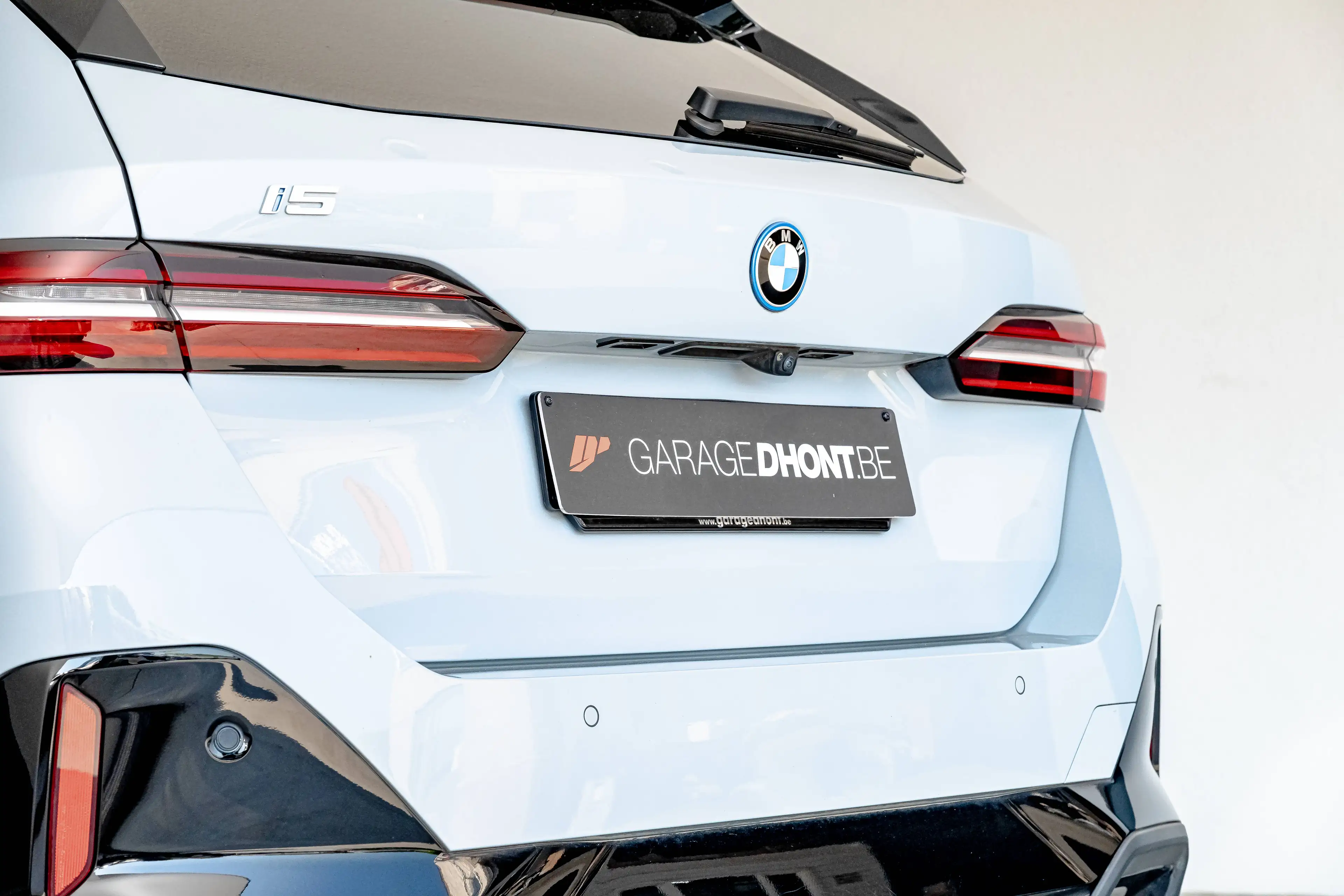 BMW i5 edrive 40e, M pack, Harman Kardon, Zetelverwarming — photo 7
