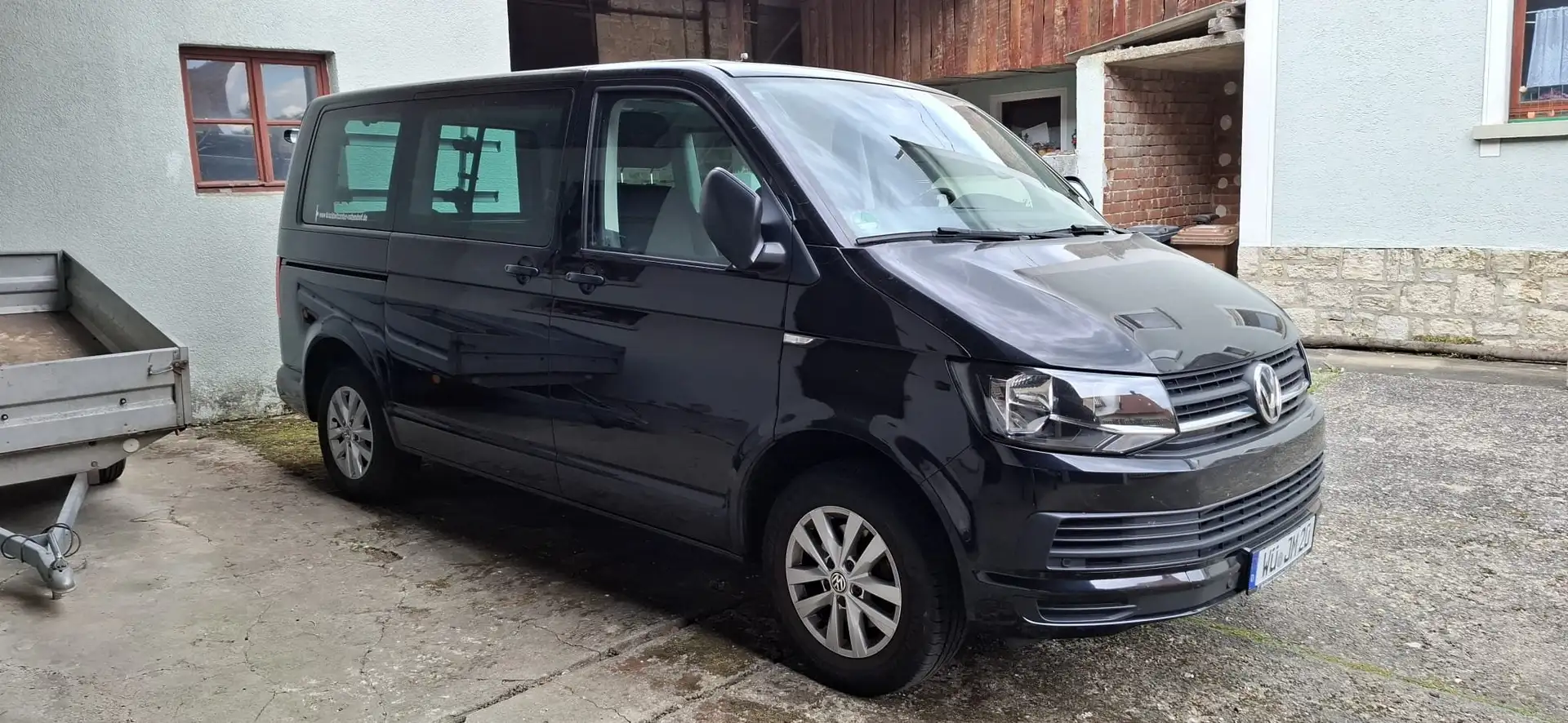 Volkswagen T6 Multivan Transporter T6 TDI BMT DSG Kurz Trendline Schwarz - 2