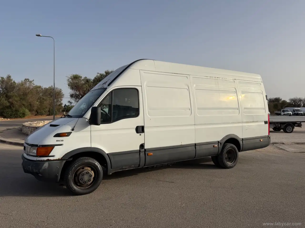 Iveco Daily 35C13V/BarTor2.8 TDI PL-TA-RG Furg, foto 2