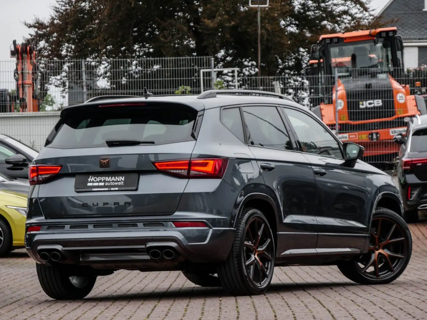 CUPRA Ateca 2.0 TSI 4Drive OPF ACC AHK LED NAVI Grau - 2