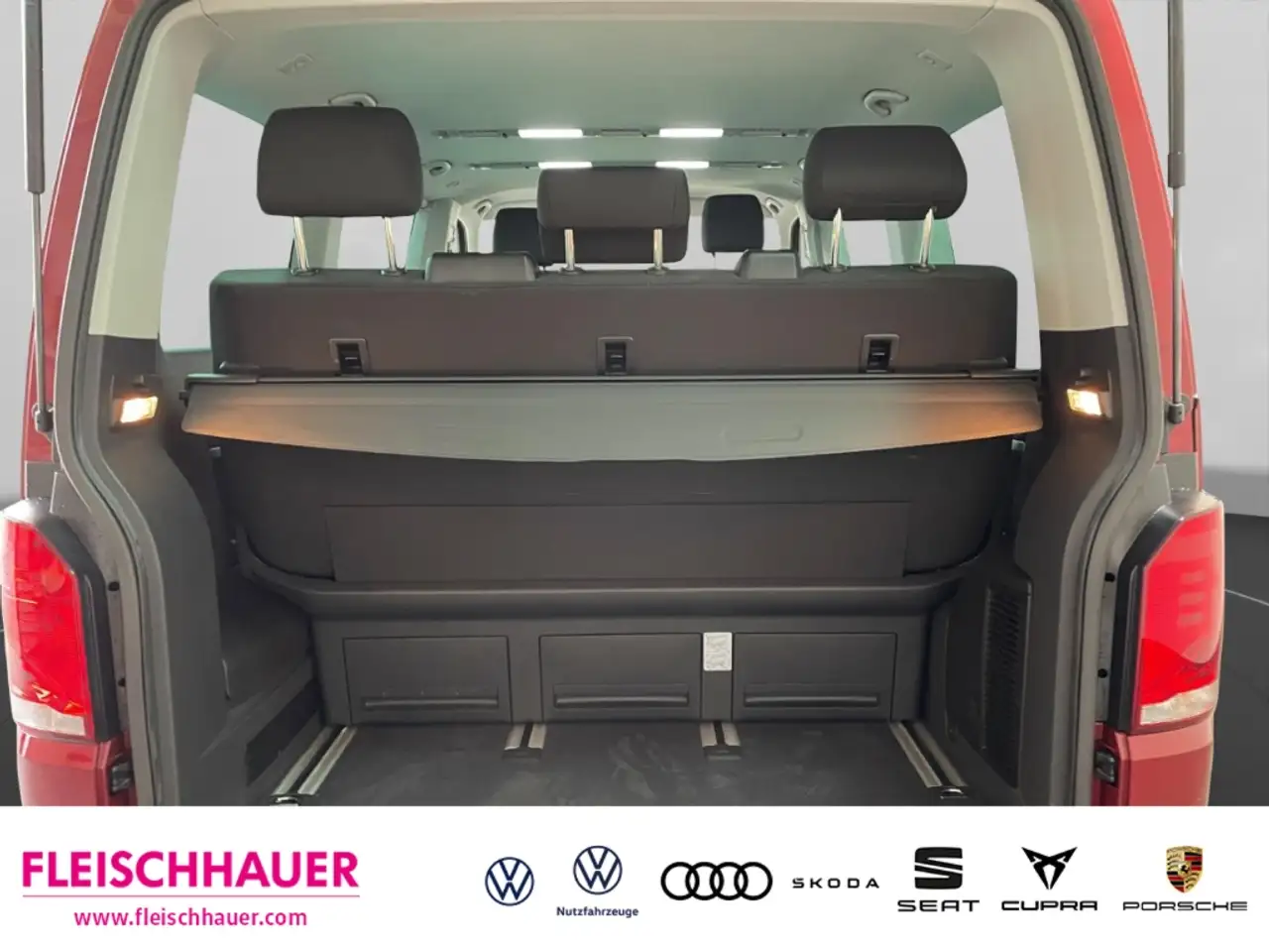 Volkswagen T6.1 Multivan 2.0 TDI Comfortline 4MOTION DAB Tel.-Vorb. AHK Kli 6