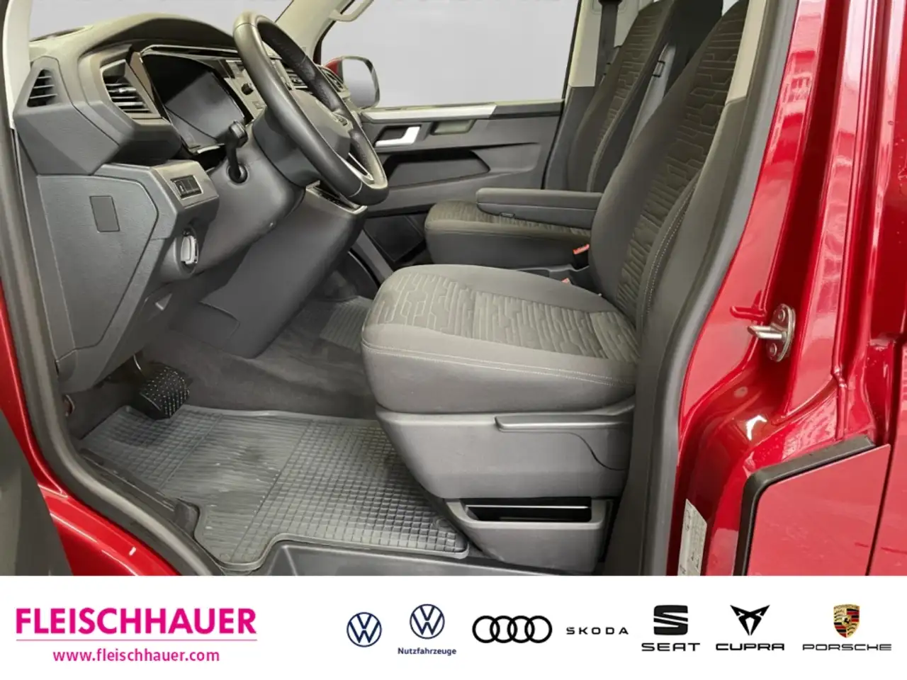 Volkswagen T6.1 Multivan 2.0 TDI Comfortline 4MOTION DAB Tel.-Vorb. AHK Kli 11