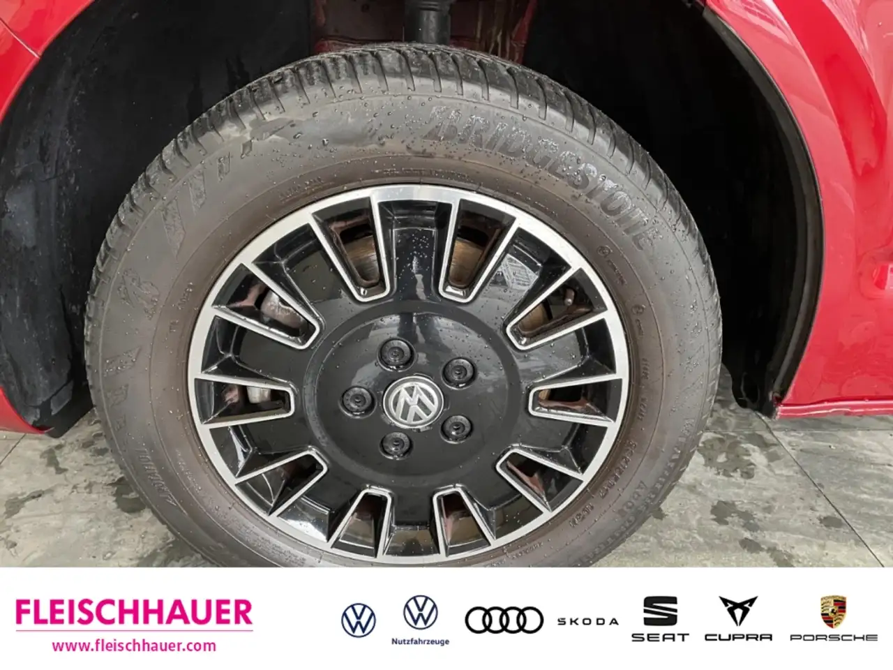 Volkswagen T6.1 Multivan 2.0 TDI Comfortline 4MOTION DAB Tel.-Vorb. AHK Kli 7