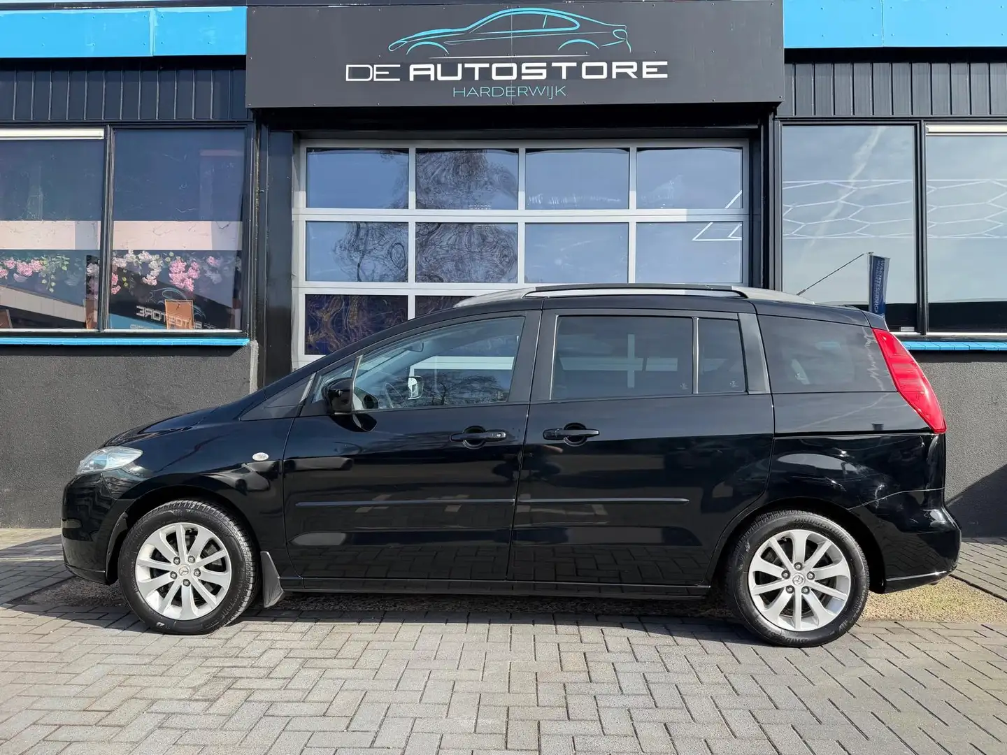 Mazda 5 1.8 Executive Airco Cruise Trekhaak 7 Pers Zeer Ne Negro - 2
