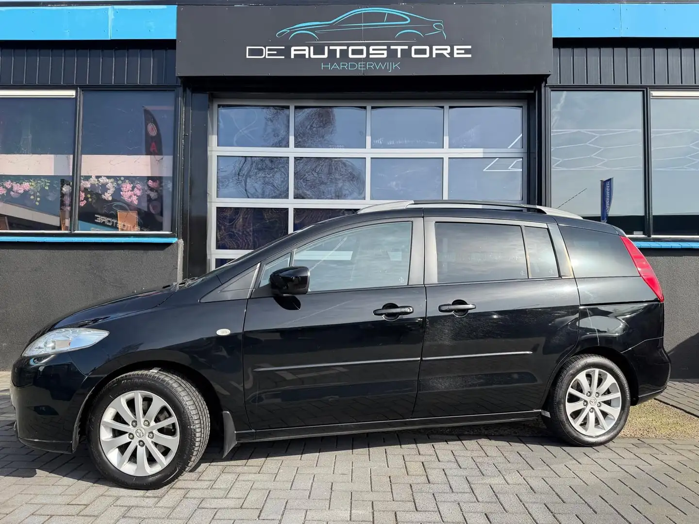 Mazda 5 1.8 Executive Airco Cruise Trekhaak 7 Pers Zeer Ne Negro - 1