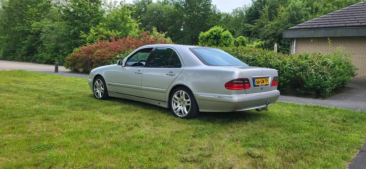 Mercedes-Benz E 220 CDI W210 Avantgarde, foto 3