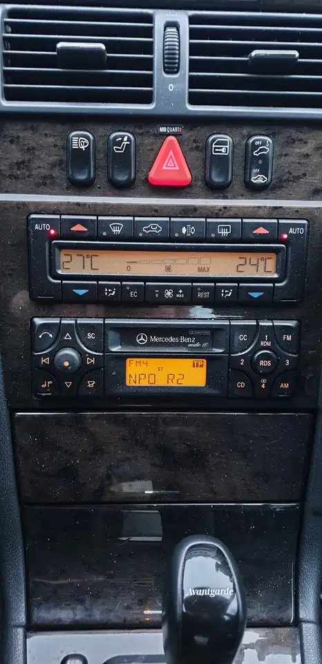 Mercedes-Benz E 220 CDI W210 Avantgarde, foto 9
