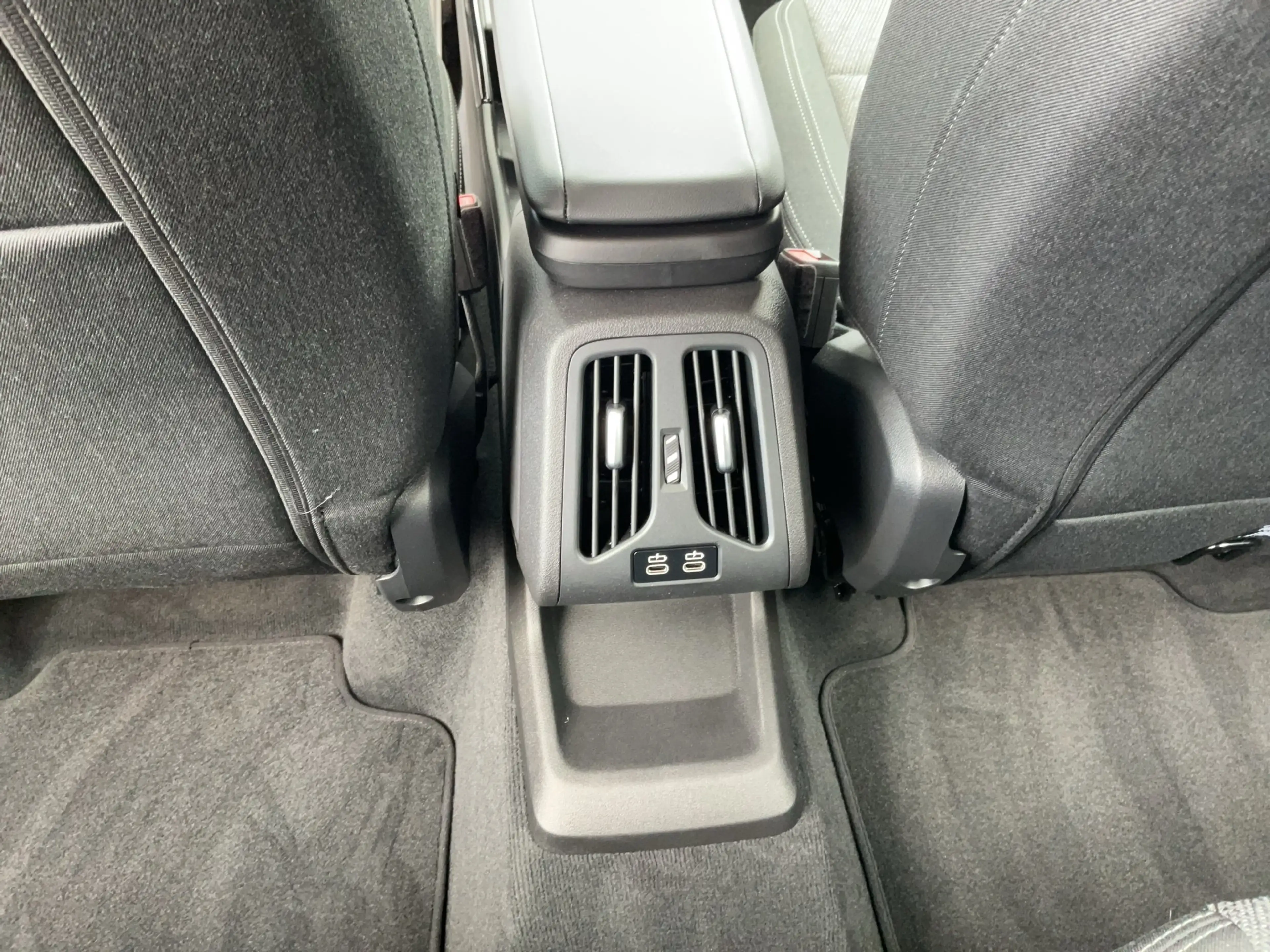 BMW 220 Active Tourer - i(EURO 6e) — photo 15