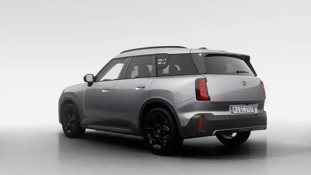 Mini Countryman view 2