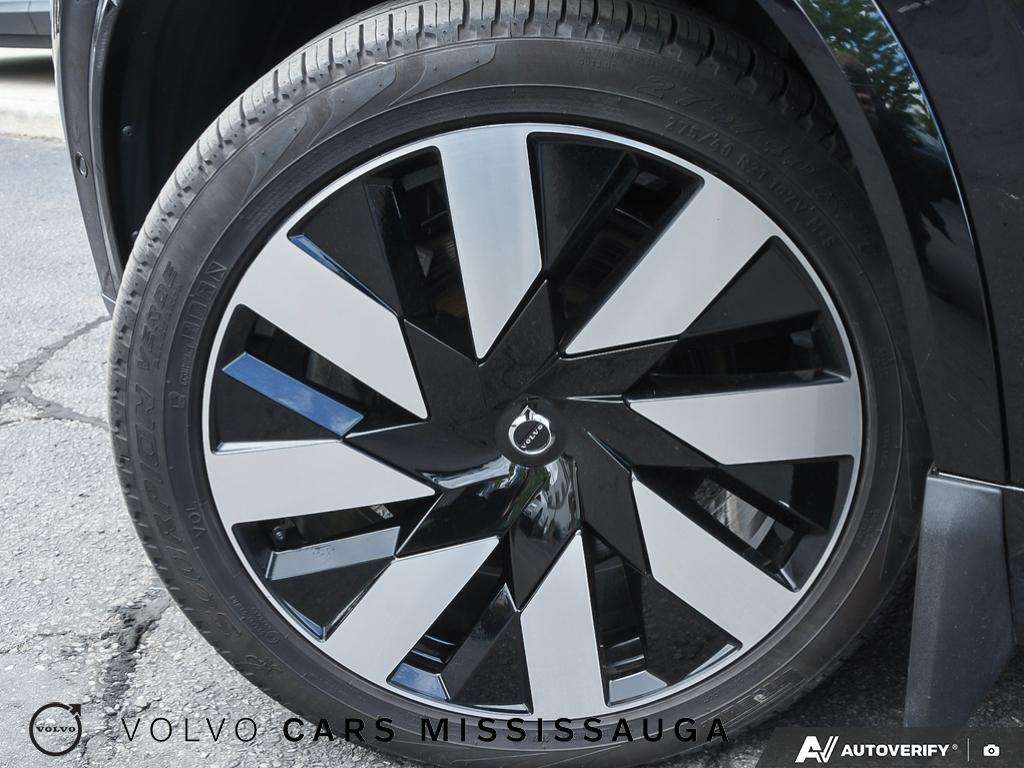 2025 Volvo XC90 XC90 Plug-in Hybrid thumb 6