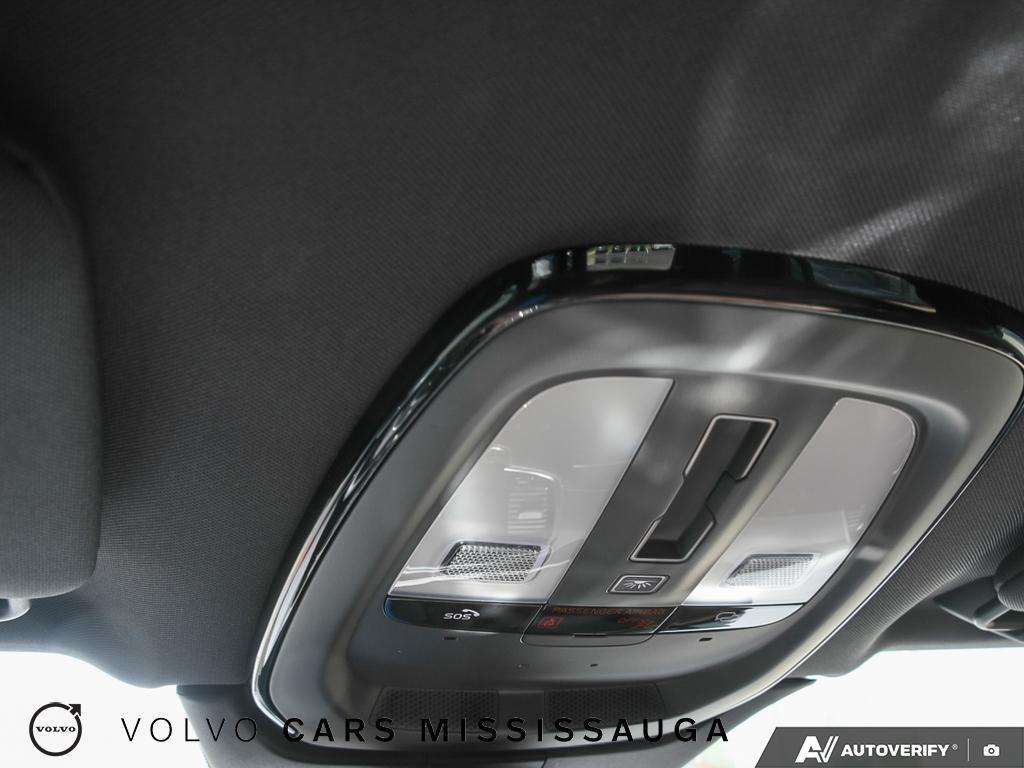 2025 Volvo XC90 XC90 Plug-in Hybrid thumb 22