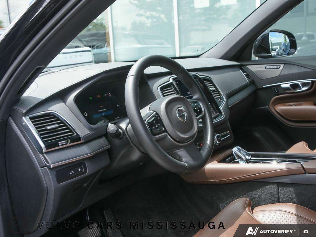 2025 Volvo XC90 XC90 Plug-in Hybrid thumb 13