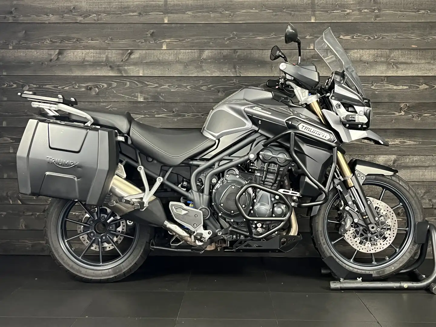 Triumph Tiger 1200 EXPLORER Gris - 1
