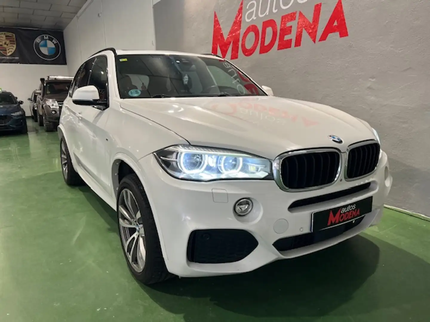 BMW X5 xDrive 30dA Blanco - 1