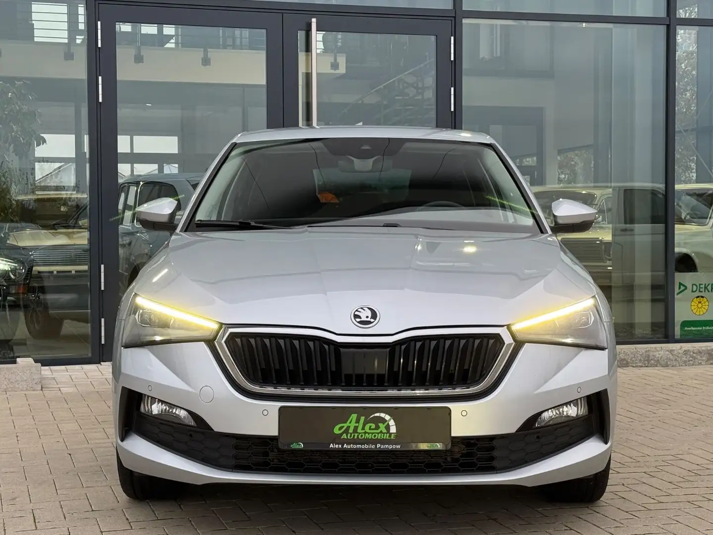 Skoda Scala 1.0 TGI CNG Drive 125 LED Totw. Spurha. Silber - 2