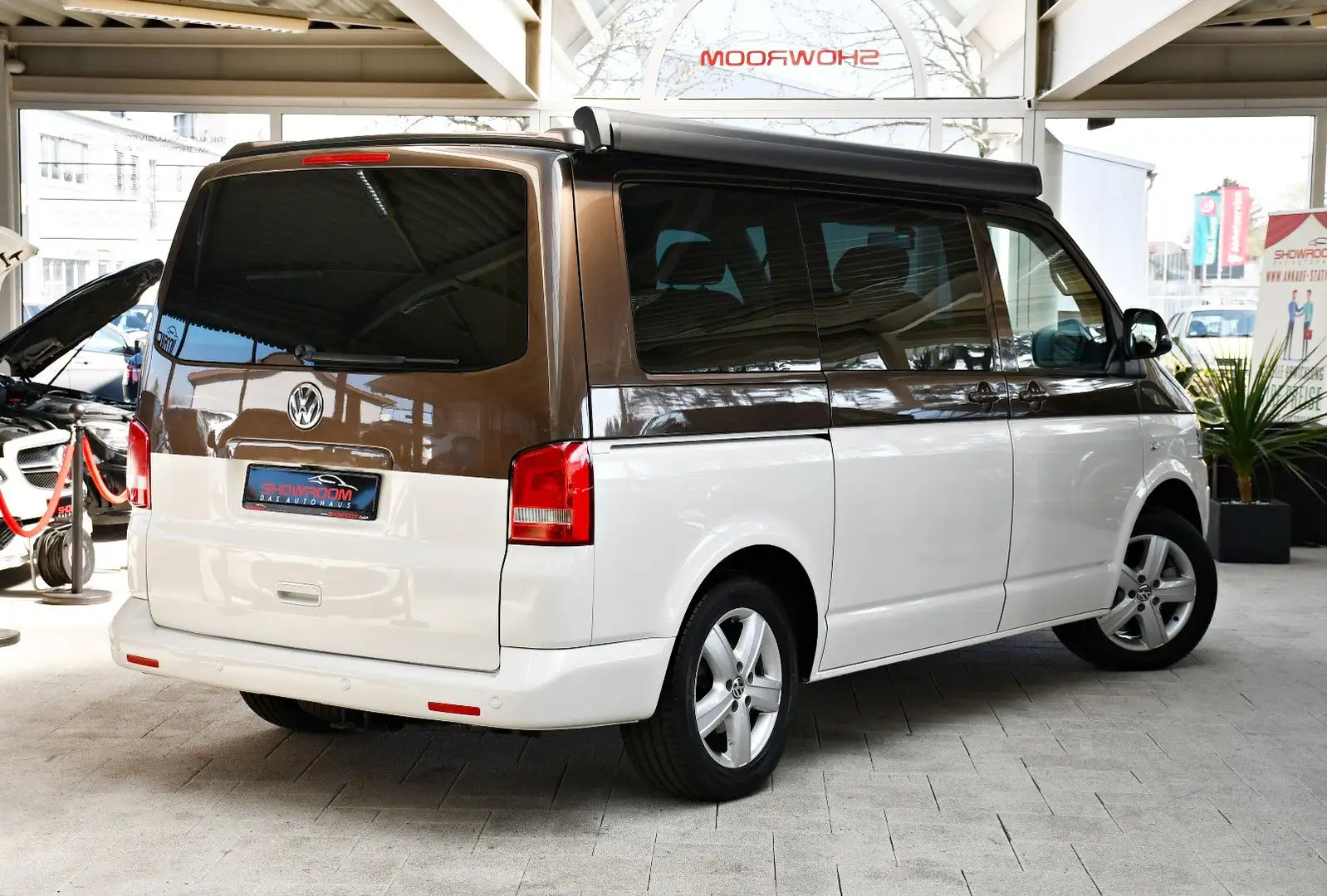 Volkswagen T5 California T5 orig. California Comfortline Europe Wohnmobil Brun - 2