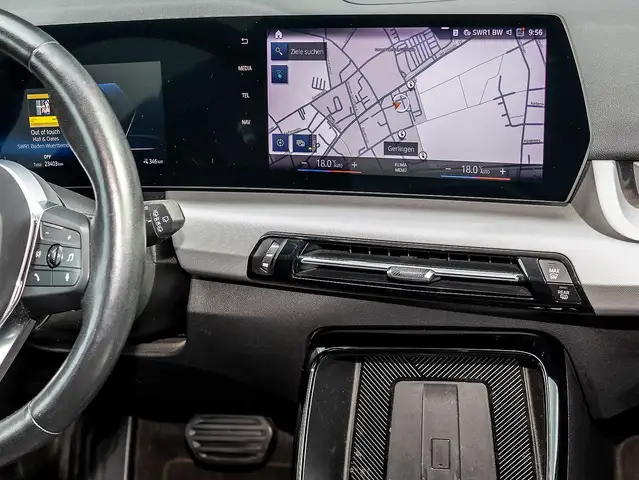 BMW Ix1 view 8