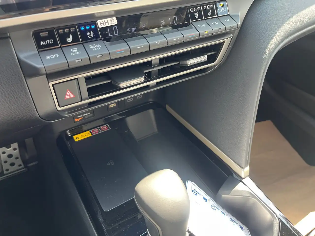 Toyota Camry снимка Toyota Camry