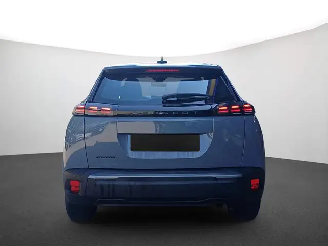 Peugeot 2008 view 3