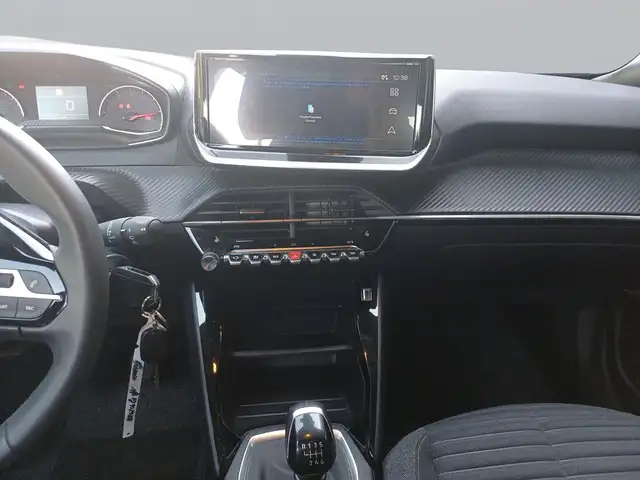 Peugeot 2008 view 12