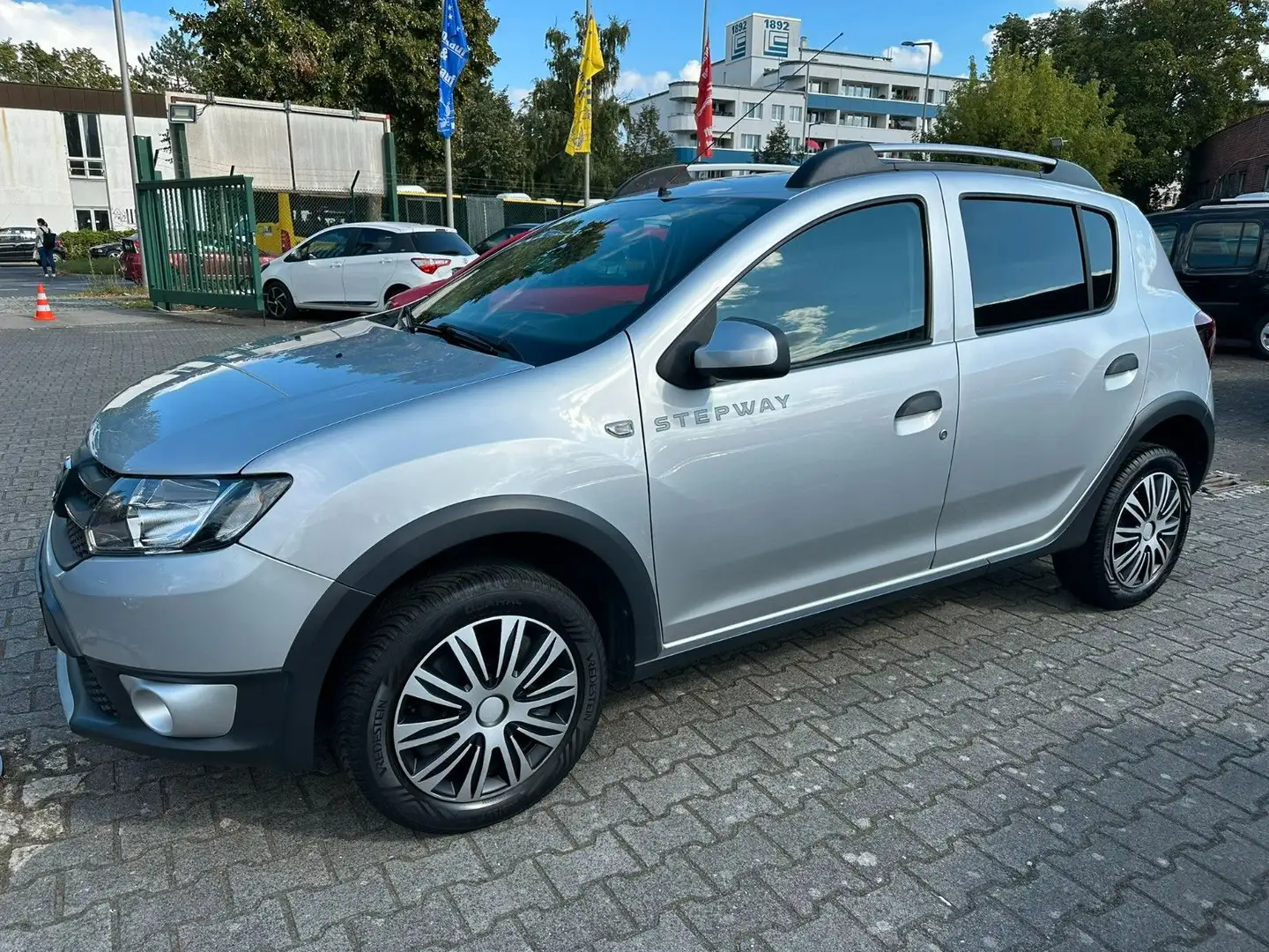 Dacia Sandero II Stepway Prestige Gris - 1