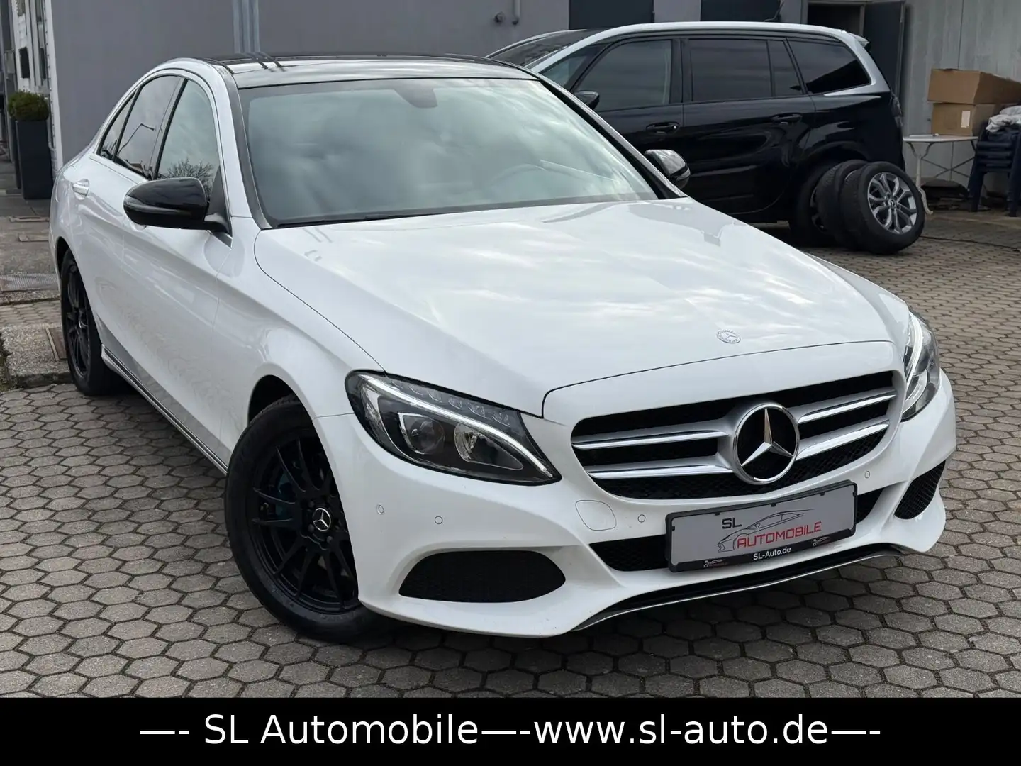 Mercedes-Benz C 300 CDI Lim. BT Hybrid / h LED Panorama Blanc - 1