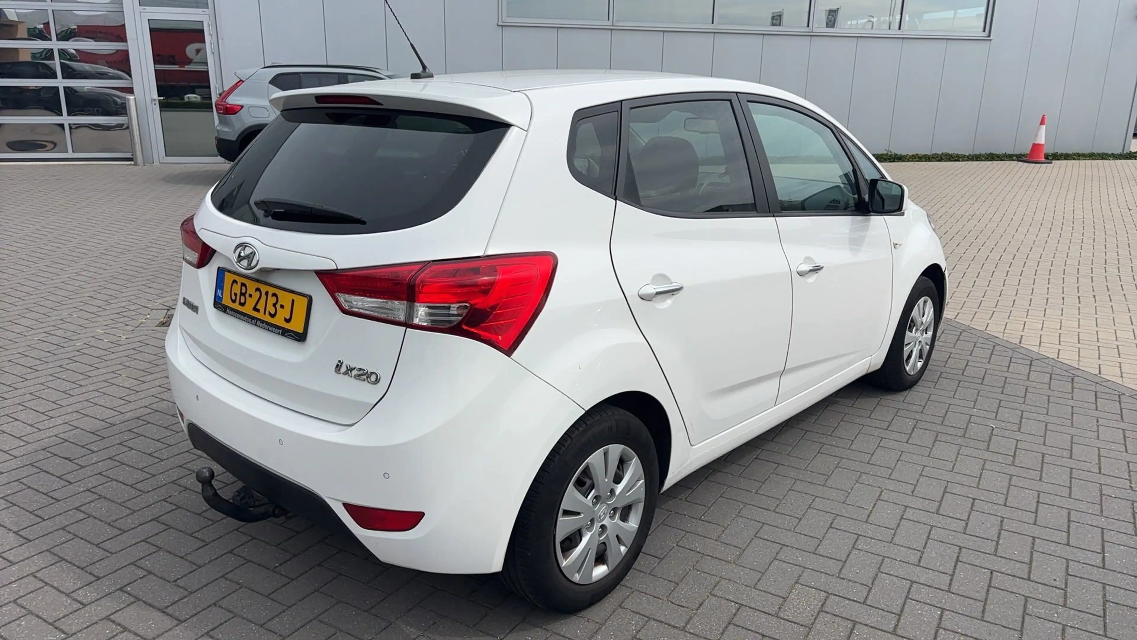 Hyundai iX20 1.6i i-Vision Automaat 2e eig. Clima Cruise Trekha — photo 2
