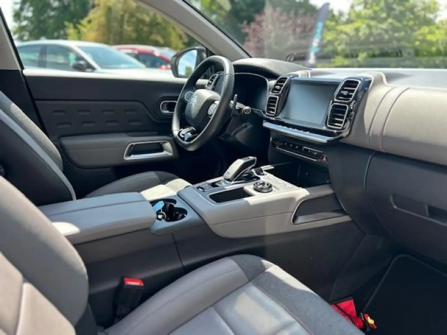 Citroen C5 Aircross Shine 1.6 THP 180PK Weiß - 2