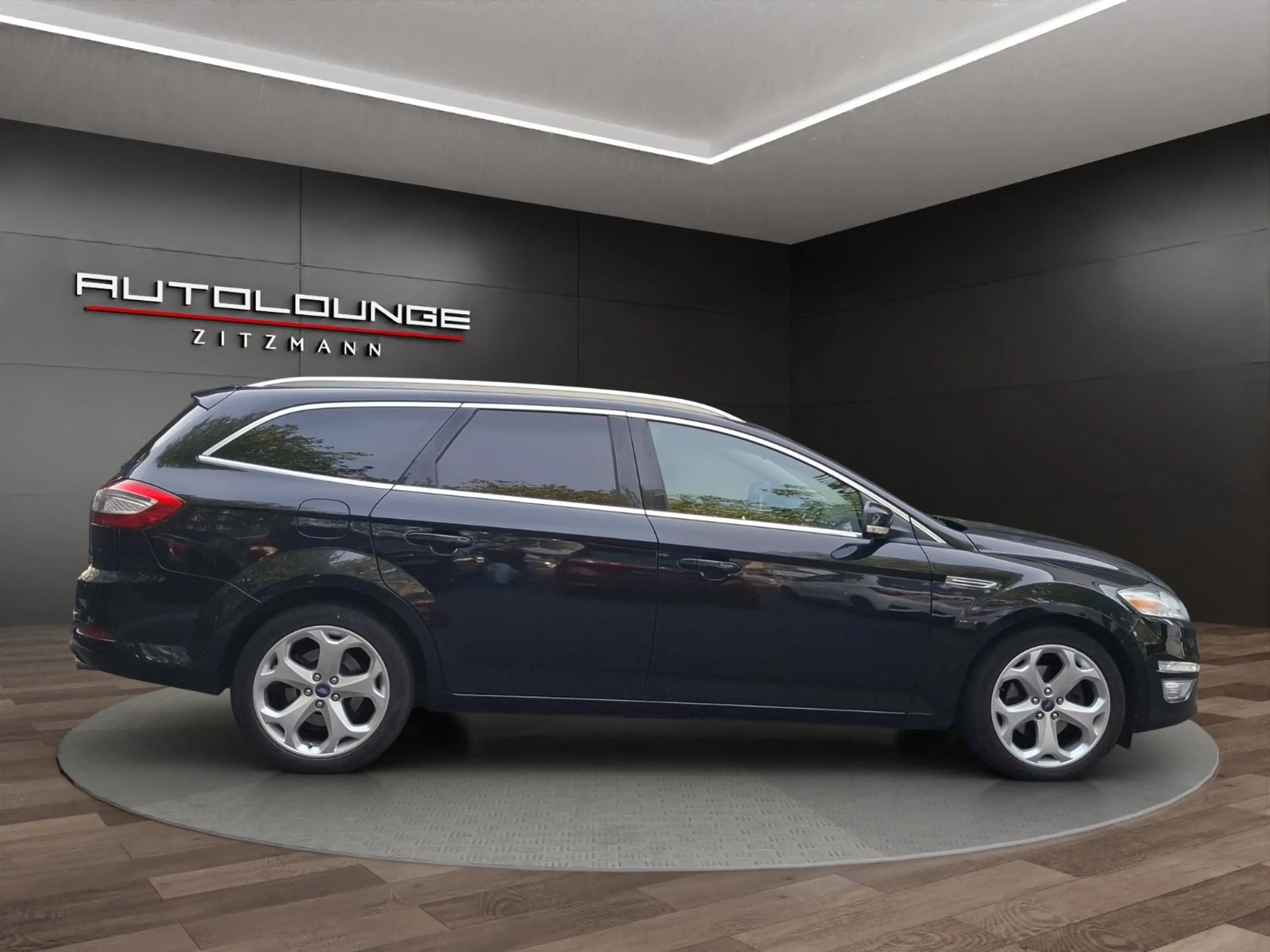 Ford Mondeo 2.2 Diesel Automatik Turnier Titanium X — photo 6