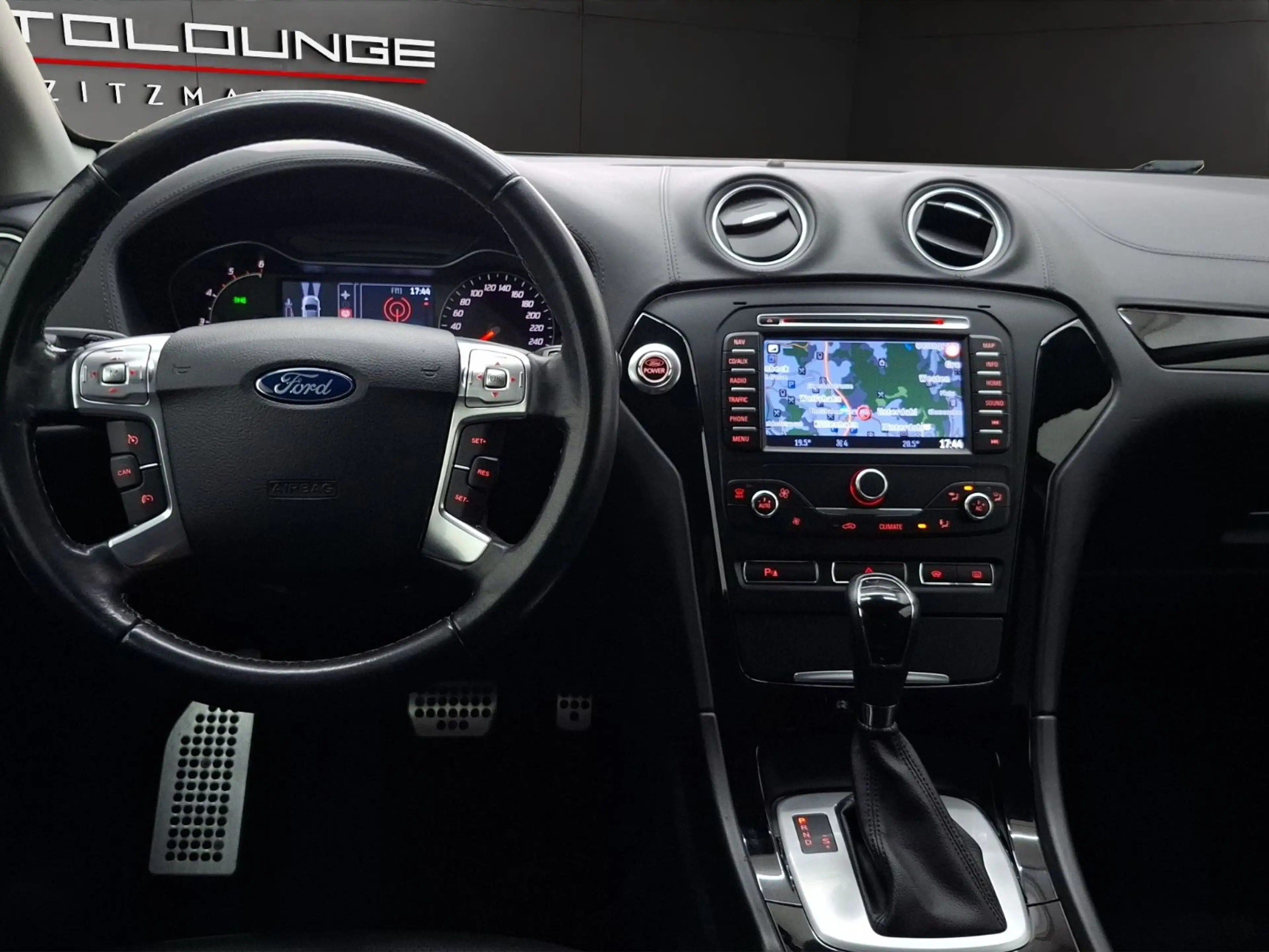Ford Mondeo 2.2 Diesel Automatik Turnier Titanium X — photo 12