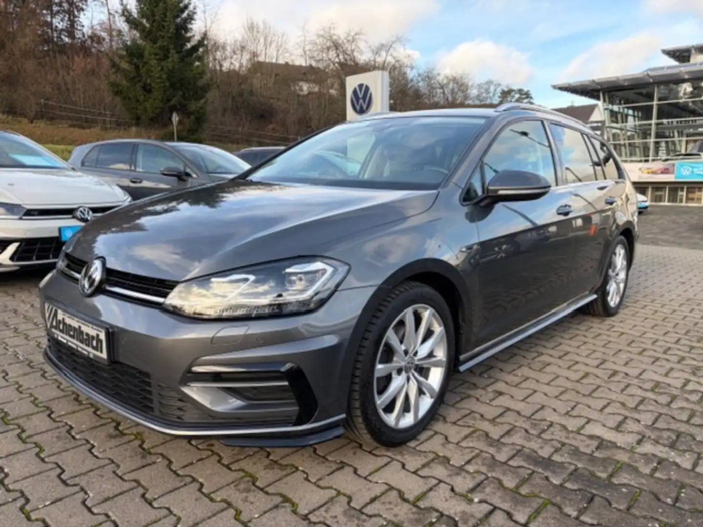 Volkswagen Golf Variant Golf VII Variant Highline 1.5 TSI, R-Line Navi LED Grau - 2