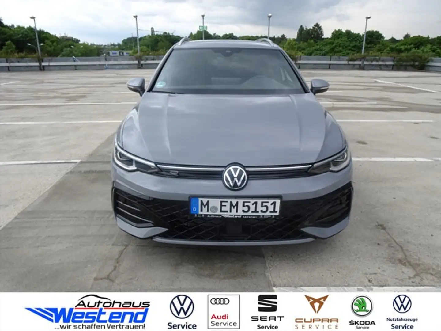 Volkswagen Golf Variant R-Line 1.5l eTSI 110kW DSG AHK LED Navi Klima Grau - 1