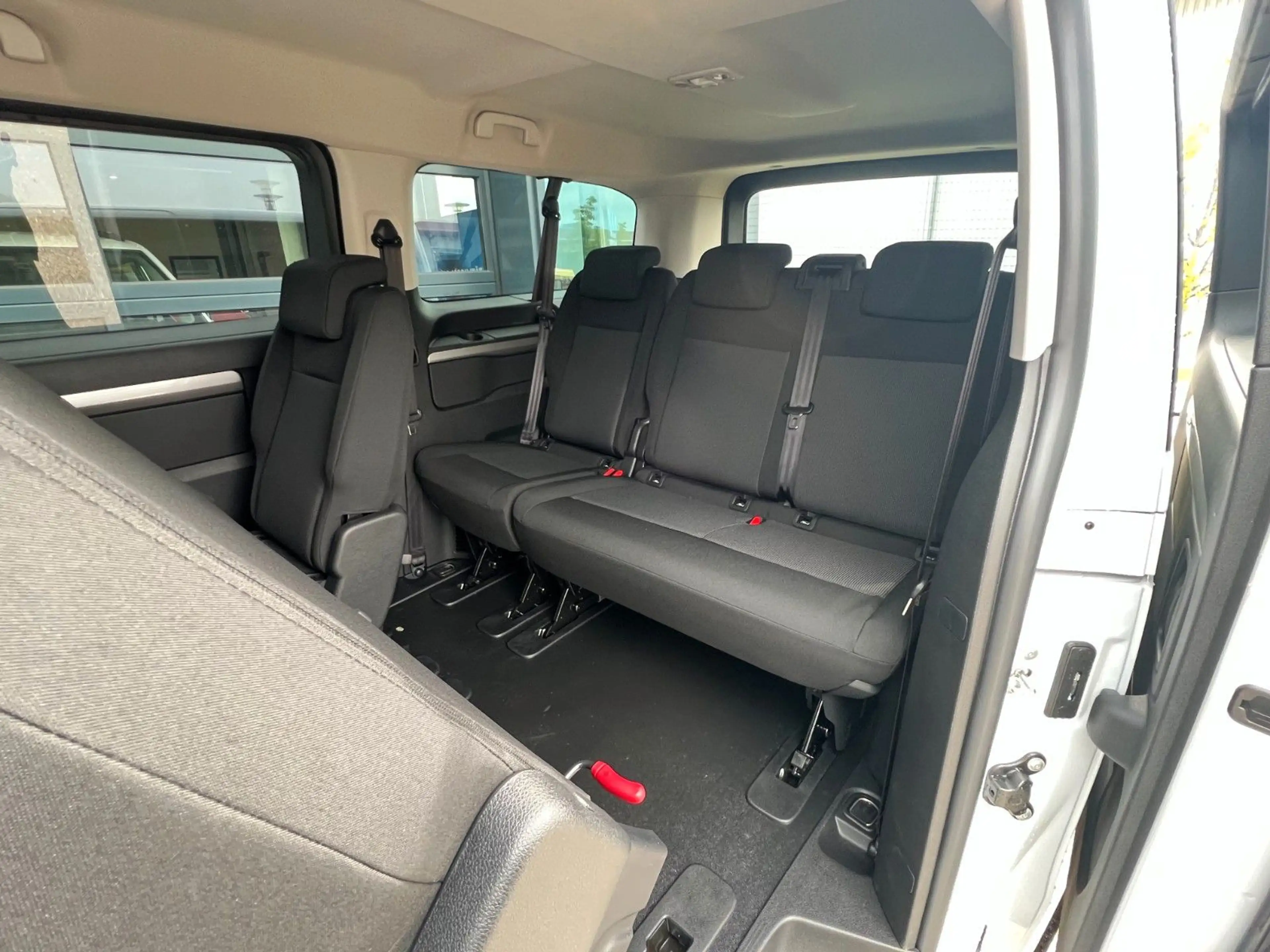 Citroen Spacetourer XL BlueHDI 180 AT8 Plus — photo 6