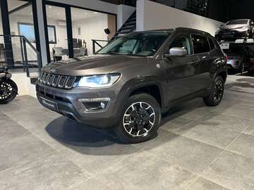 Compass 1.3 GSE T4 240 ch PHEV AT6 4xe eAWD Trailhawk