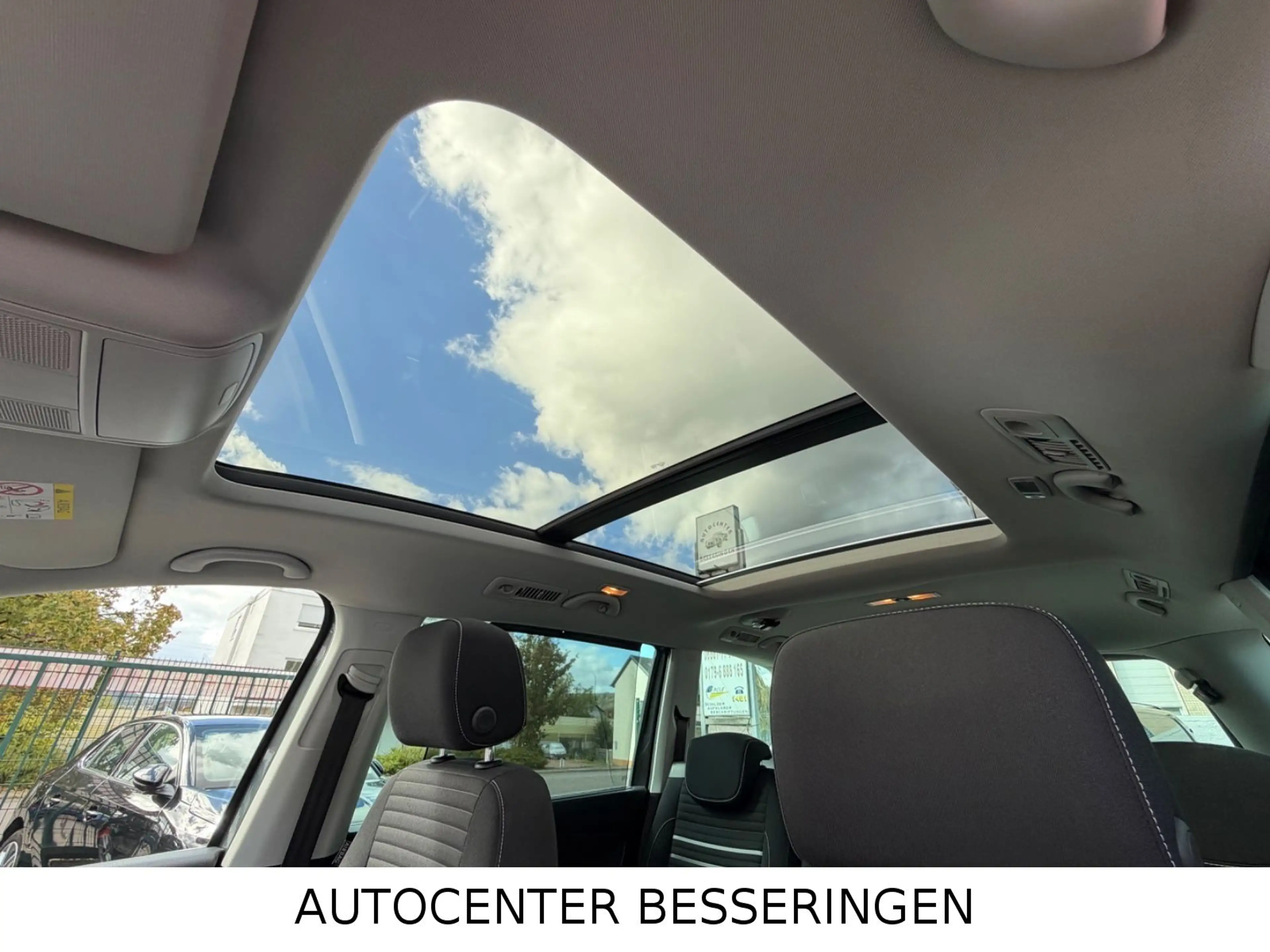 Volkswagen Sharan Cup * DSG * PANORAMA * XENON * 7-SITZER * — photo 10