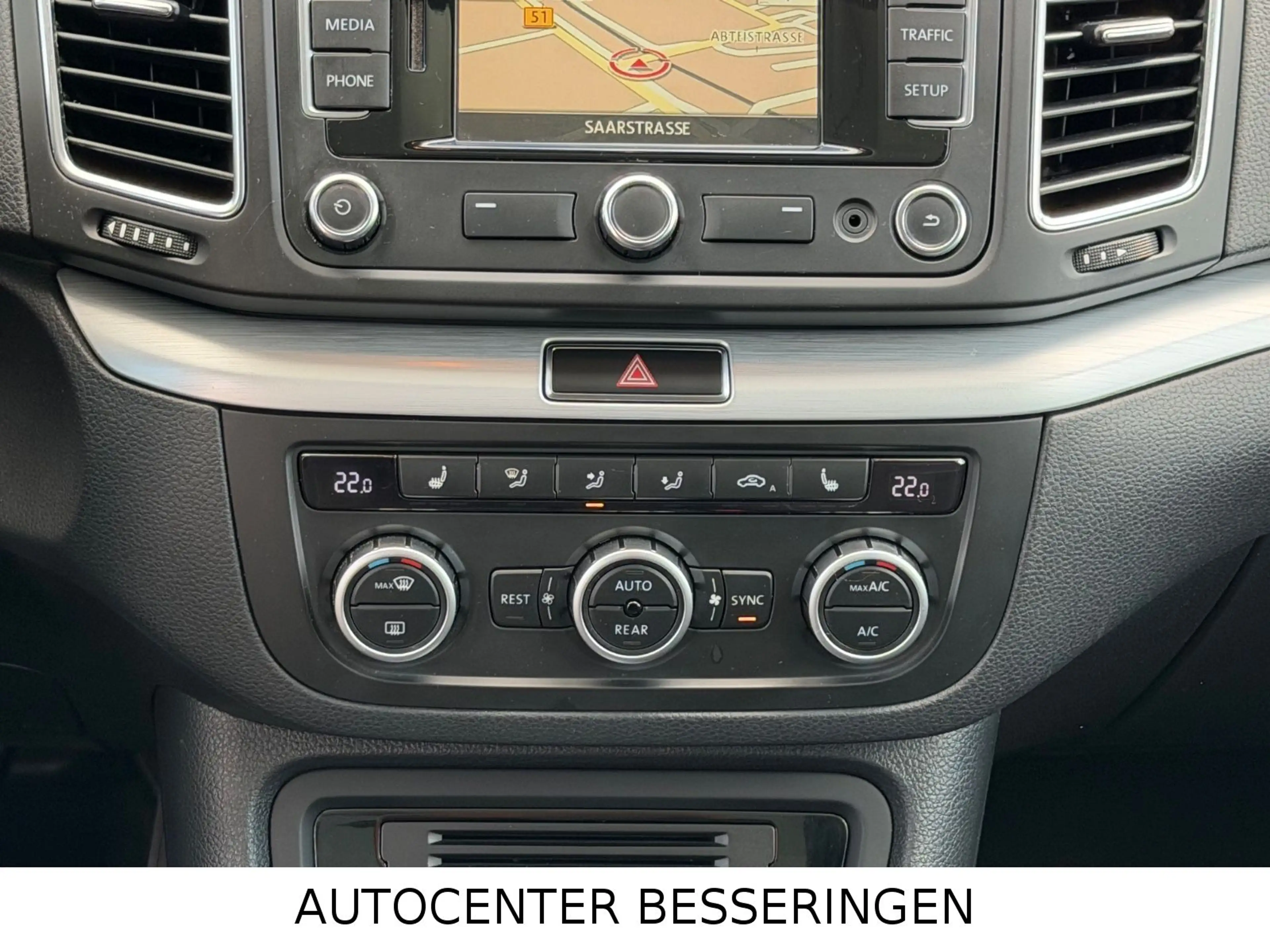 Volkswagen Sharan Cup * DSG * PANORAMA * XENON * 7-SITZER * — photo 8