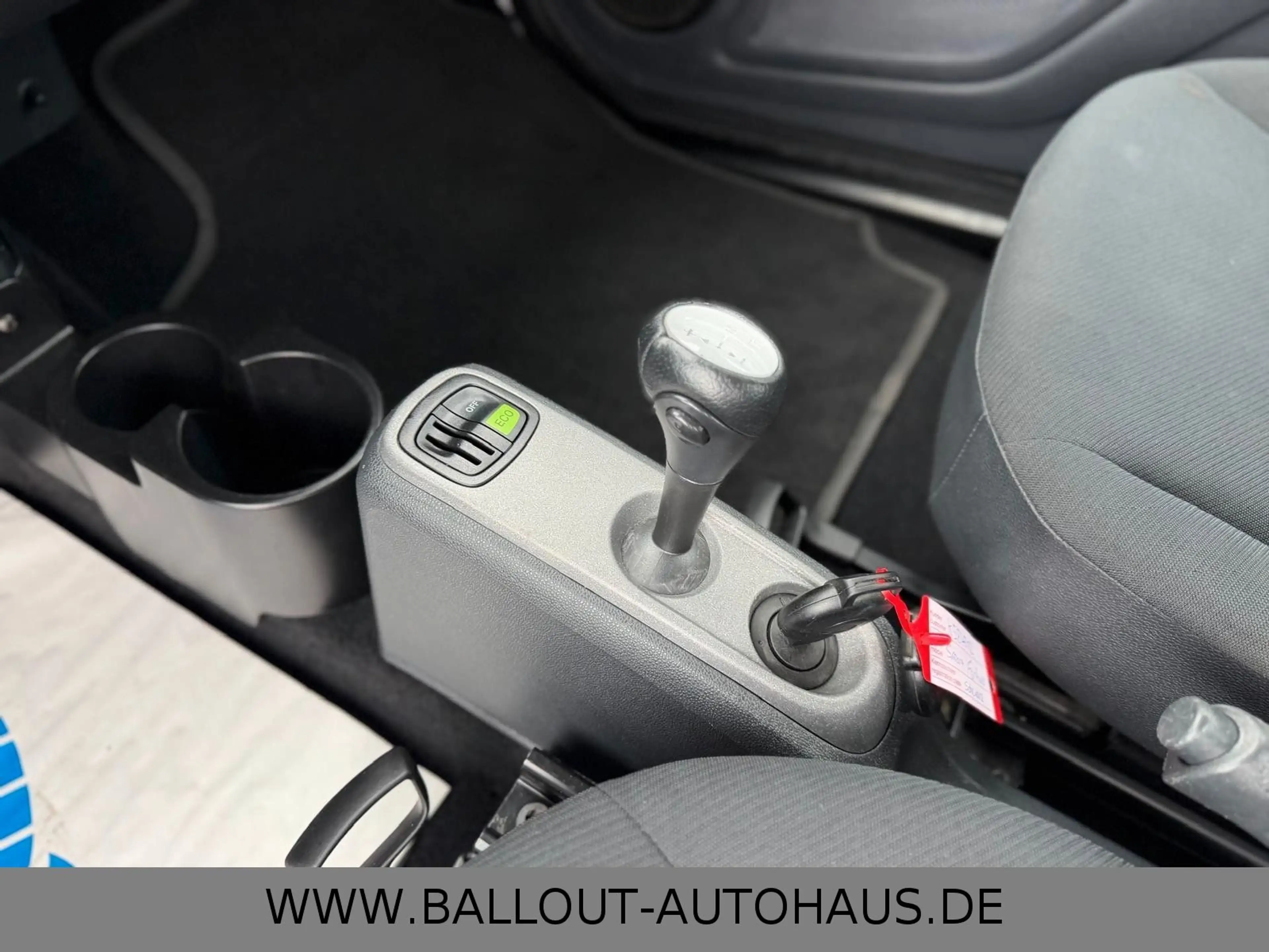 smart forTwo coupe Micro Hybrid*2.HAND*TÜV/AU NEU*AUX* — photo 11