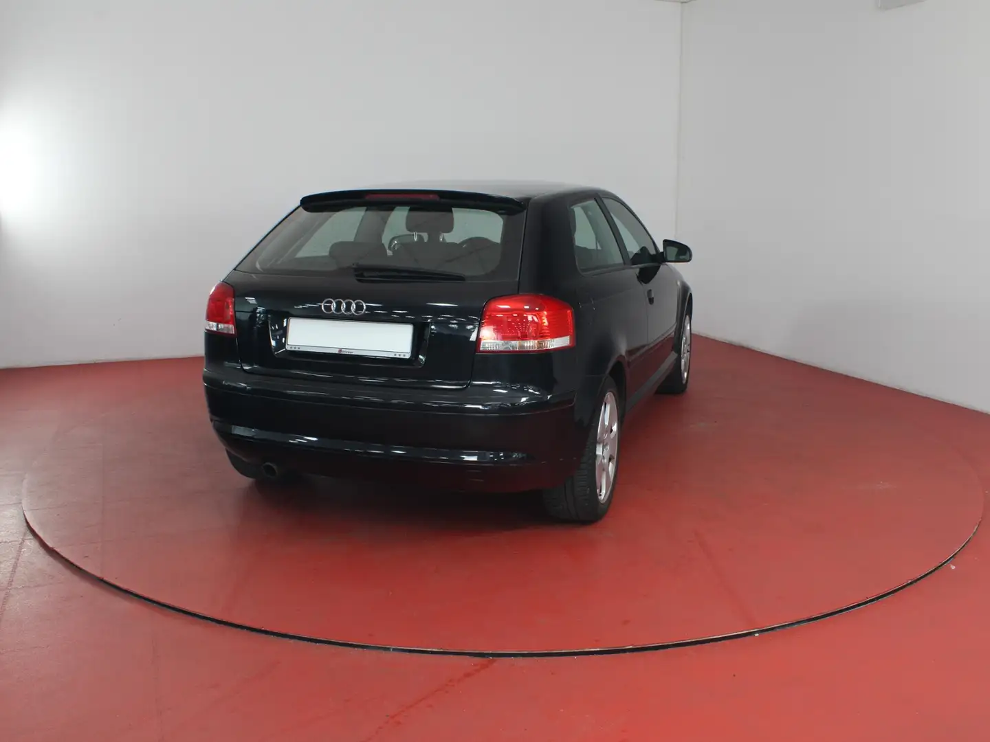 Audi A3 Ambition 1.6FSI Sitzheizung Klima Negro - 2