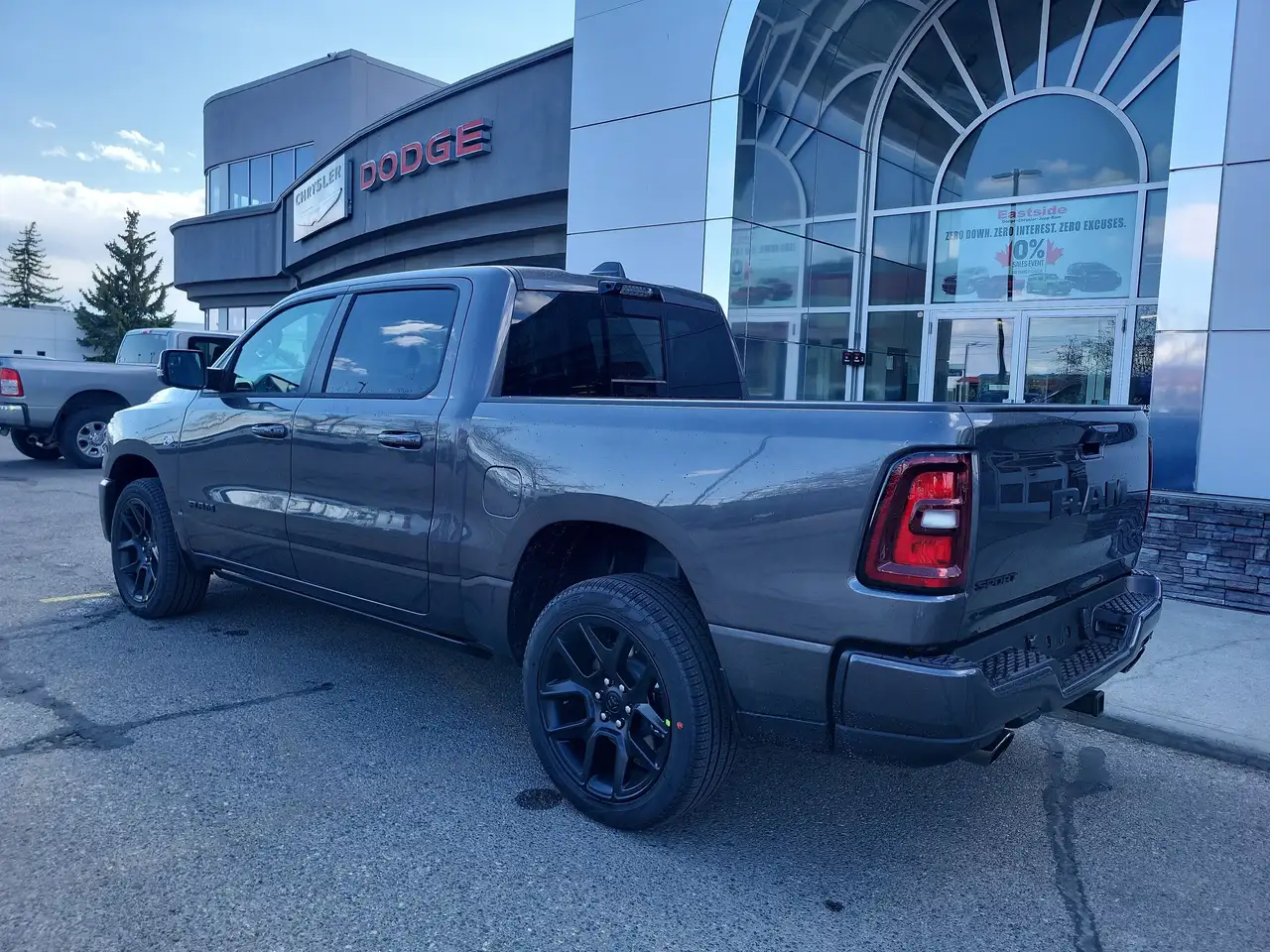 RAM 1500 снимка RAM 1500