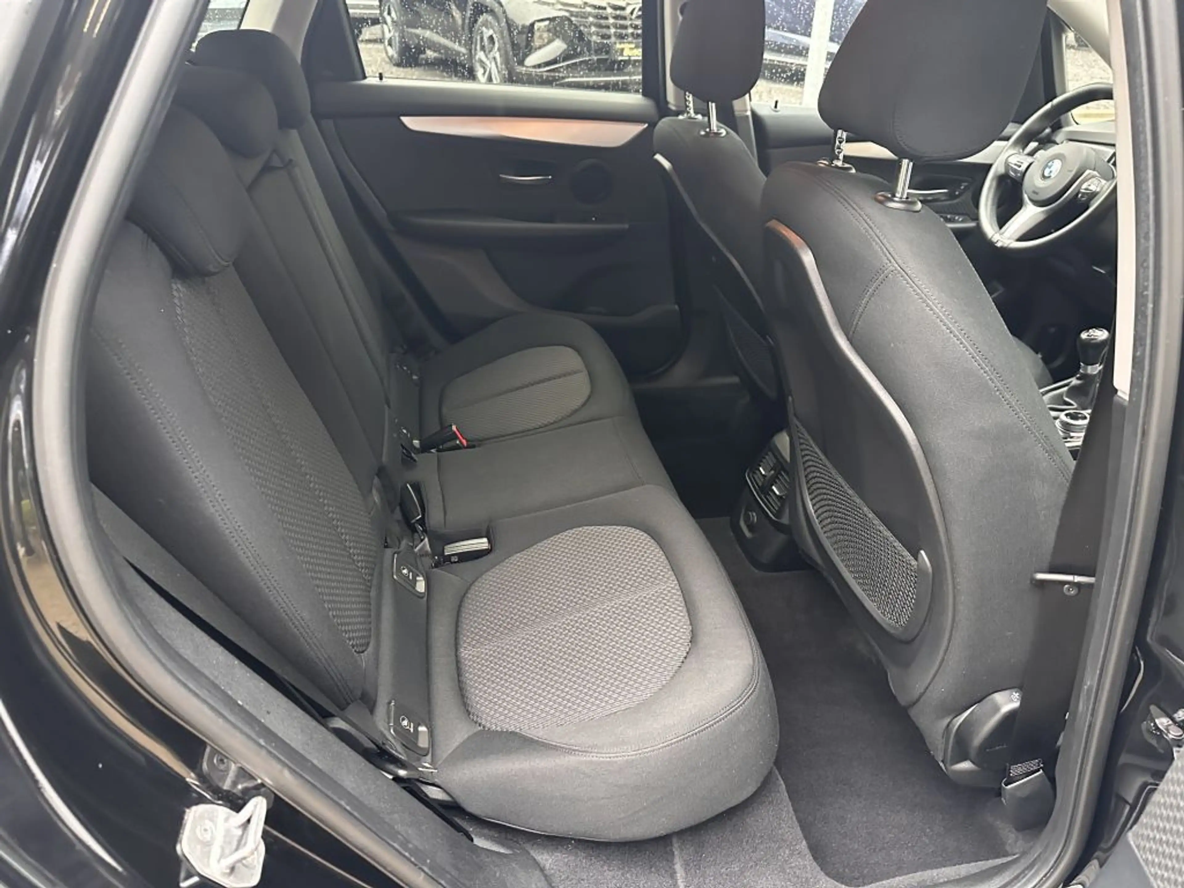 BMW 216 Advantage — photo 11