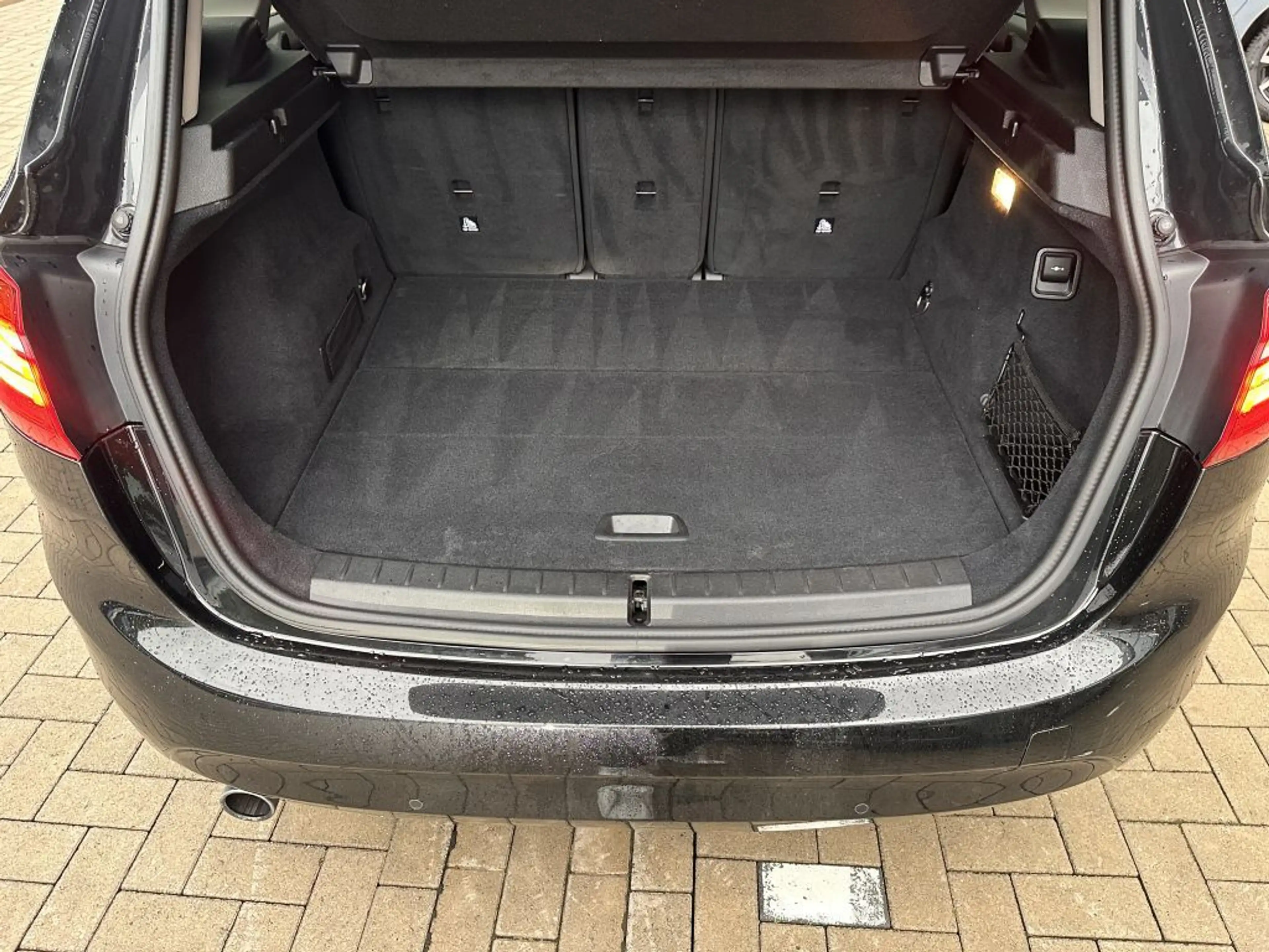 BMW 216 Advantage — photo 7