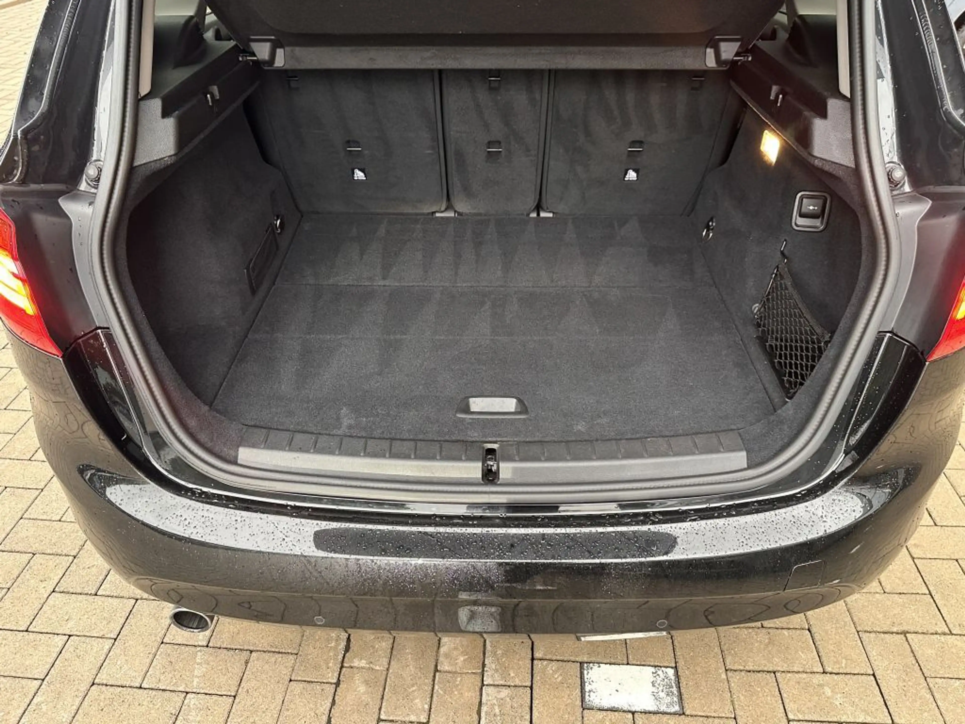 BMW 216 Advantage — photo 8