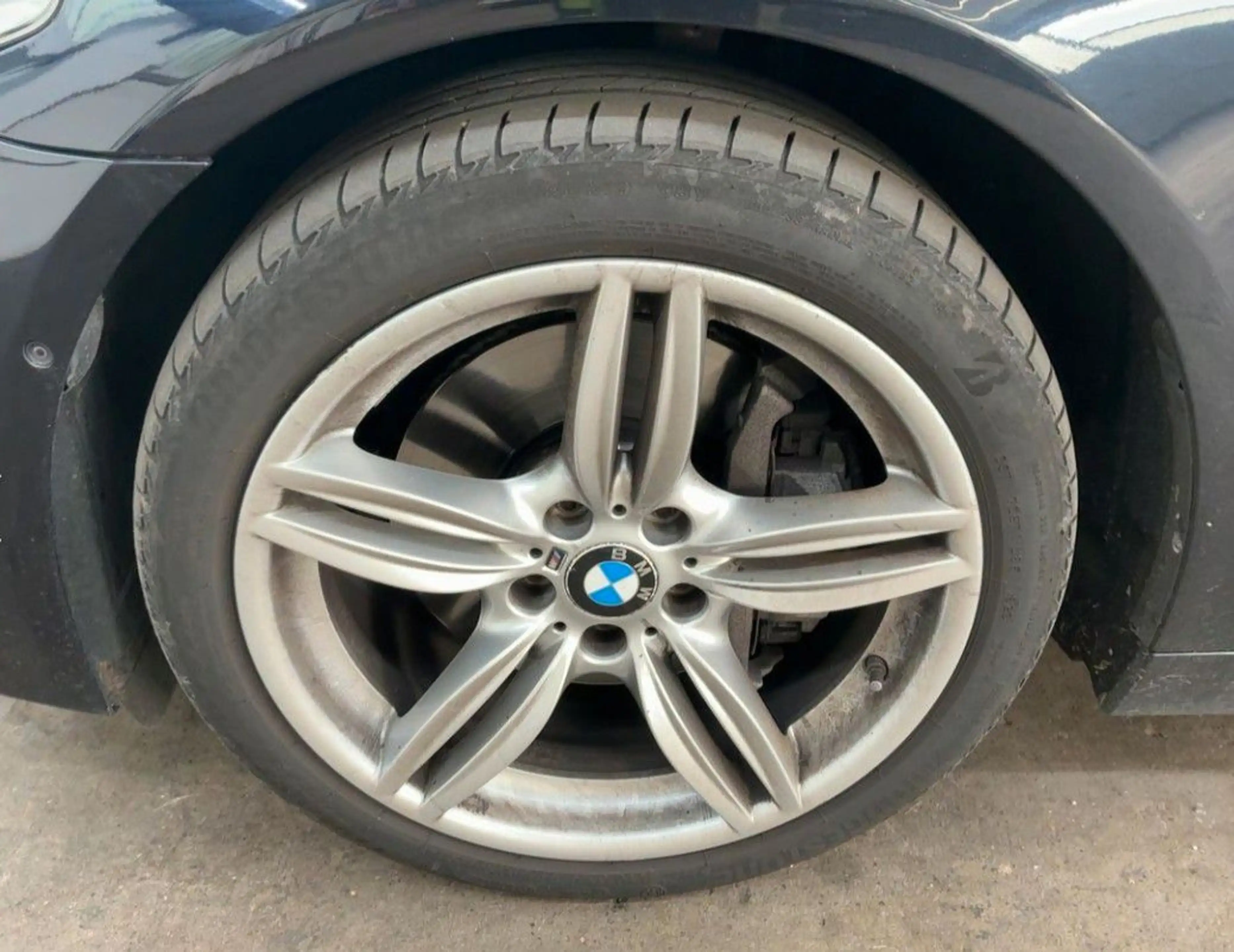 BMW 535 d xDrive Touring M Paket°LED°H&K°PANO°STHZ — photo 5