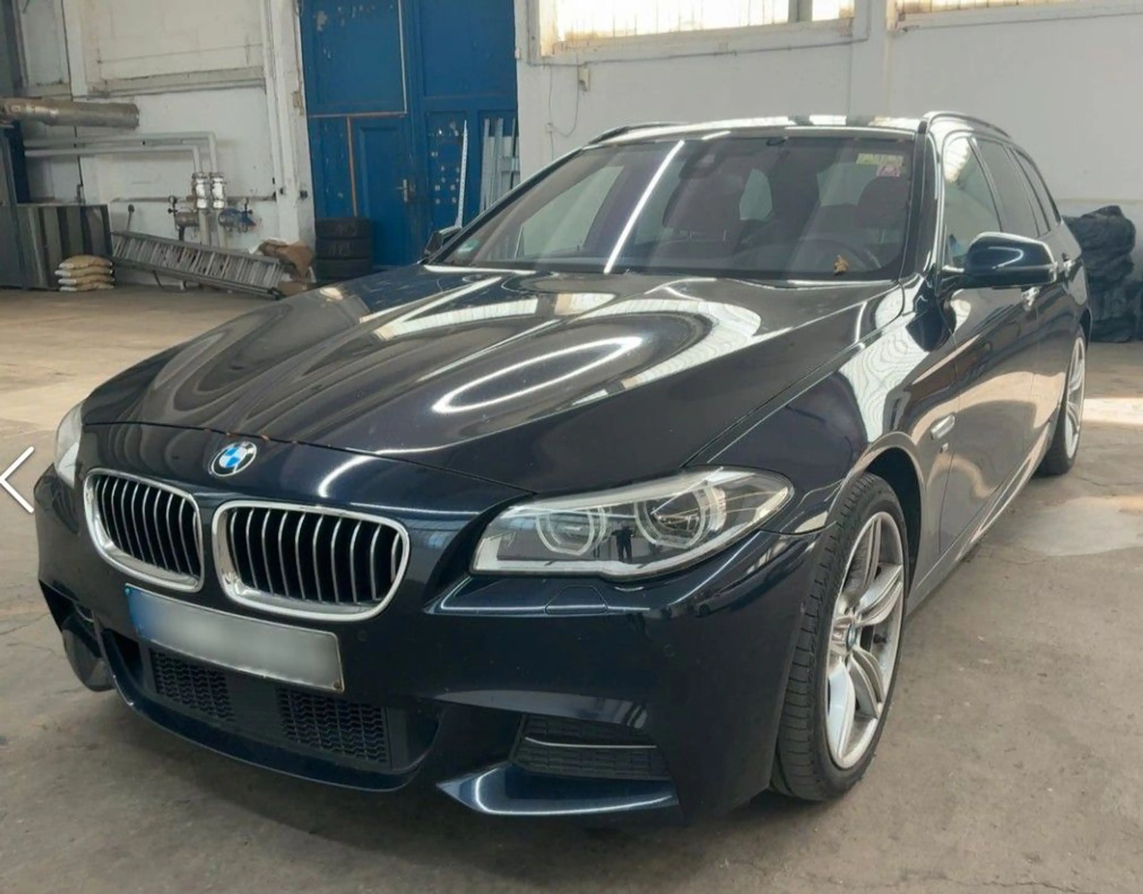 BMW 535 d xDrive Touring M Paket°LED°H&K°PANO°STHZ
